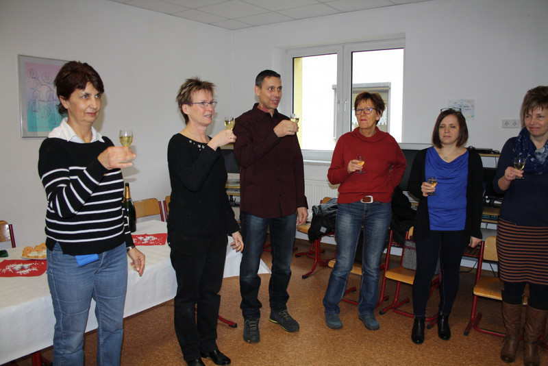 Kindertagesstätte "Kinderland am Friedrichsberg" in Wimmelburg: ein Glas Sekt auf die positive Umsetzung des Bauprojektes!